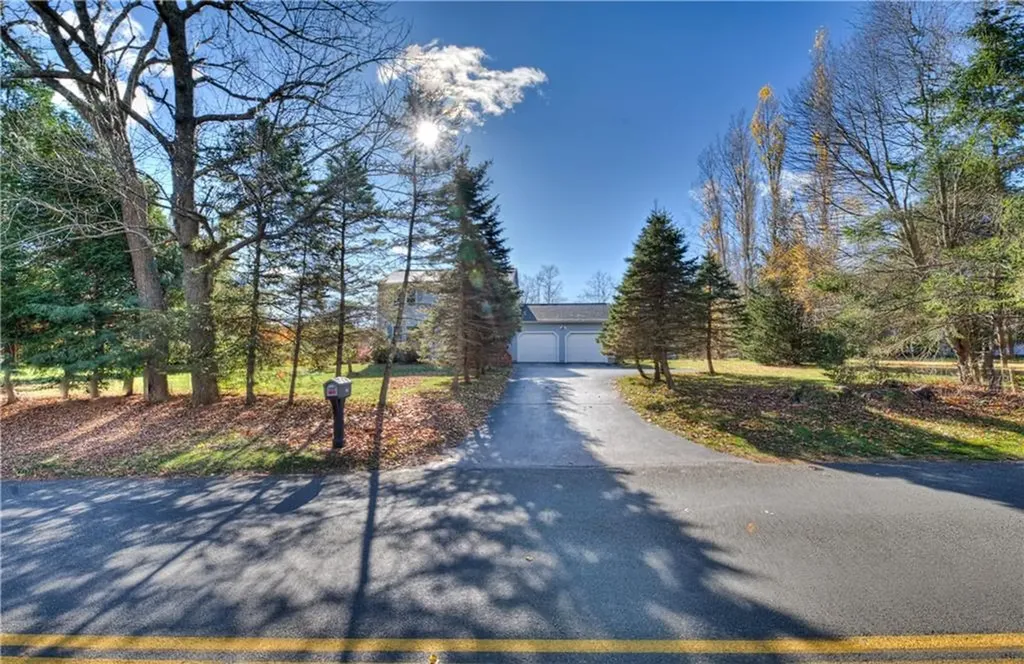 918 Saugatucket Road South Kingstown RI 02879