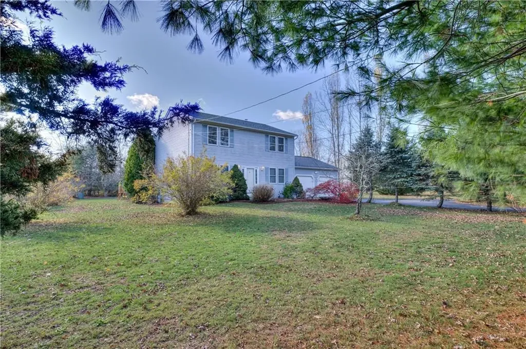 918 Saugatucket Road South Kingstown RI 02879