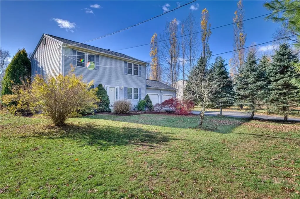 918 Saugatucket Road South Kingstown RI 02879