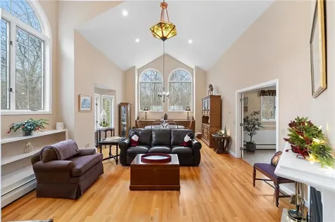 55 Gentry Way Scituate RI 02857