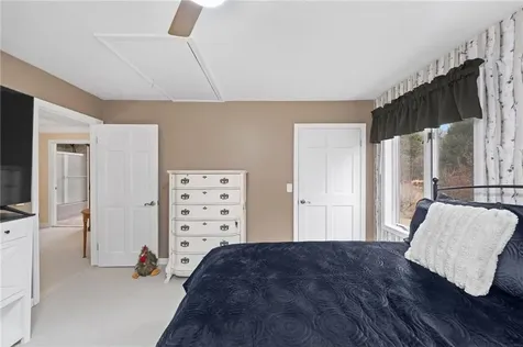 55 Gentry Way Scituate RI 02857