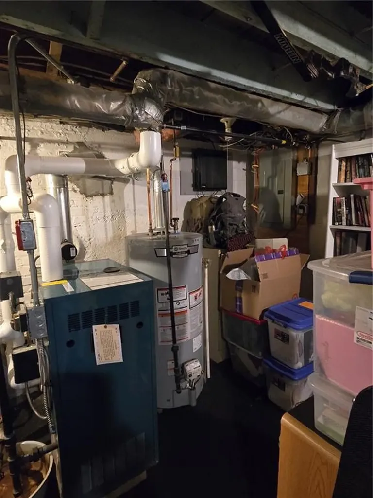 42 Netherlands Avenue Cranston RI 02905