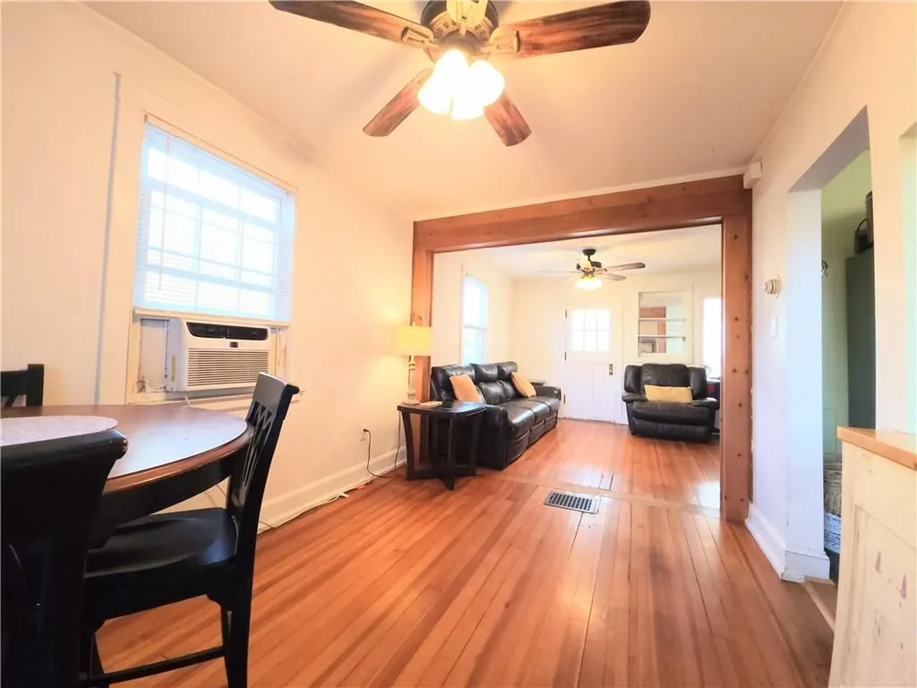 73 75 Old Fort Road Newport RI 02840