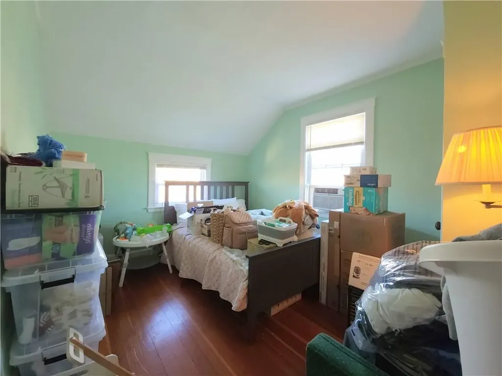 73 75 Old Fort Road Newport RI 02840