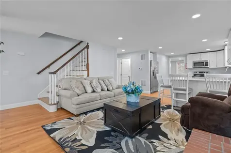 31 Swan Street North Providence RI 02911