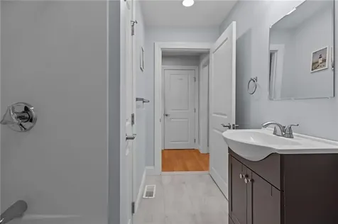 31 Swan Street North Providence RI 02911