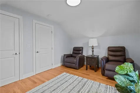 31 Swan Street North Providence RI 02911