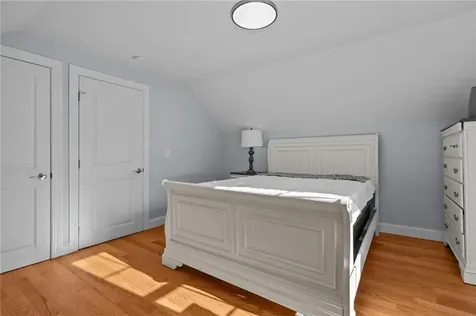 31 Swan Street North Providence RI 02911