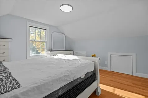 31 Swan Street North Providence RI 02911