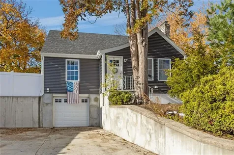 31 Swan Street North Providence RI 02911