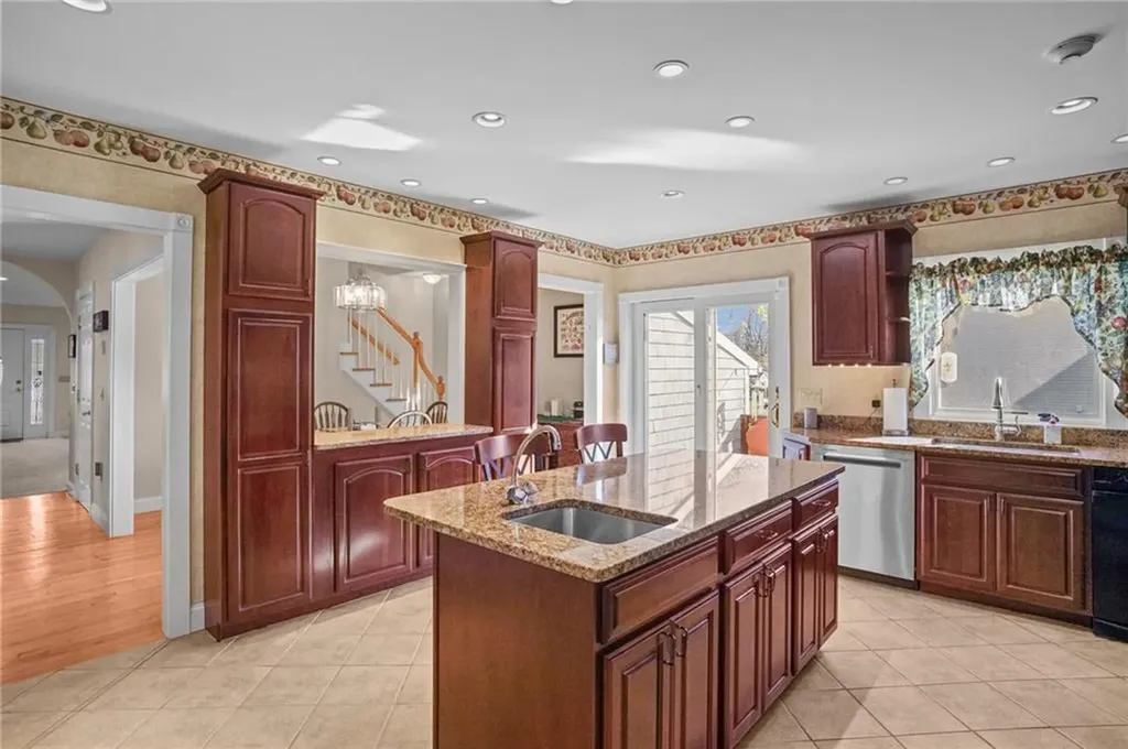 57 Ocean Avenue Warwick RI 02889