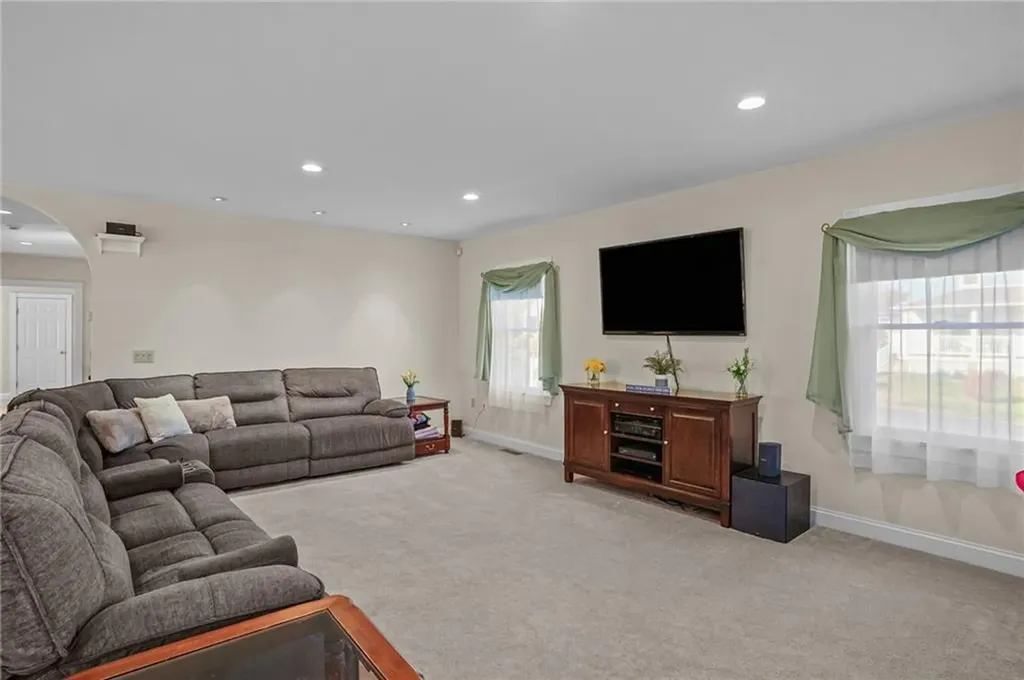 57 Ocean Avenue Warwick RI 02889