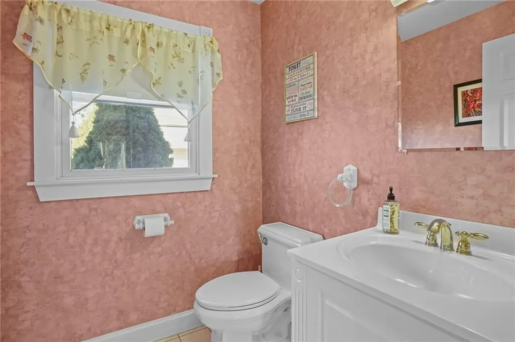 57 Ocean Avenue Warwick RI 02889