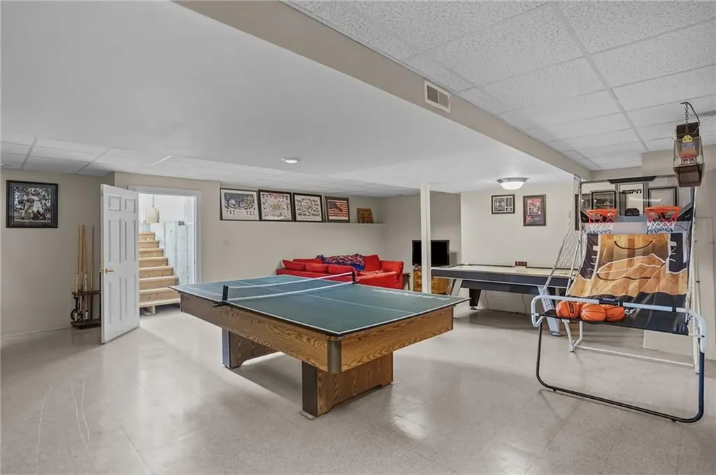 57 Ocean Avenue Warwick RI 02889