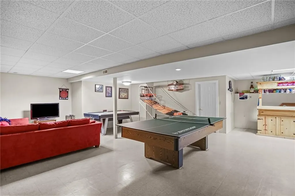 57 Ocean Avenue Warwick RI 02889