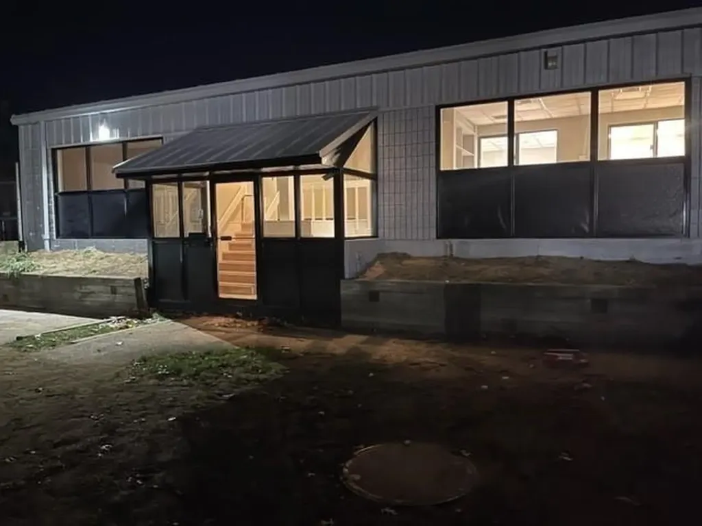 2525 West Shore Road Warwick RI 02889