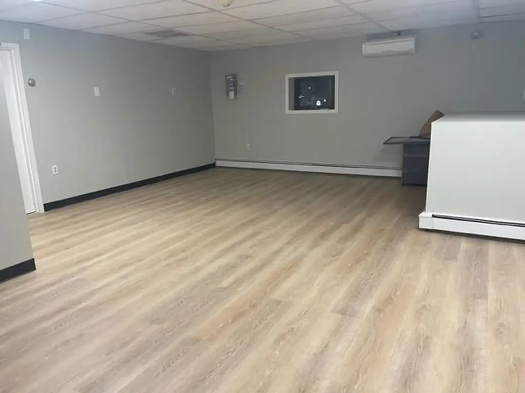 2525 West Shore Road Warwick RI 02889