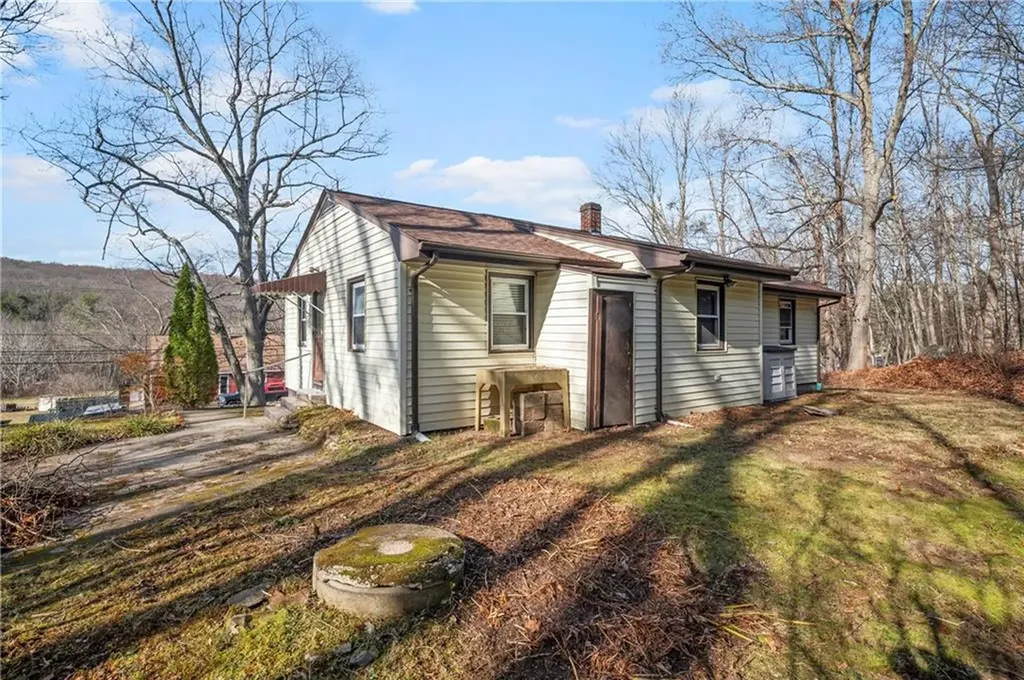 470 Saint Paul Street North Smithfield RI 02896