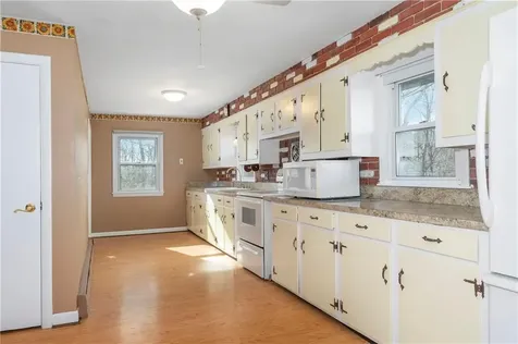 470 Saint Paul Street North Smithfield RI 02896