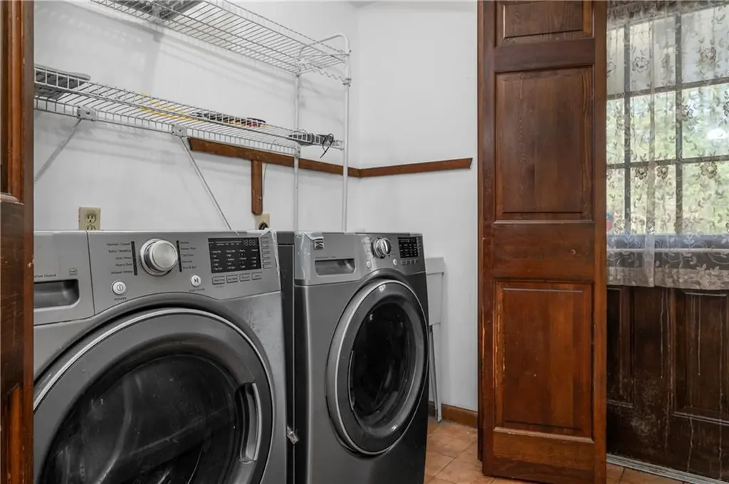 5 Lincoln Drive North Smithfield RI 02896