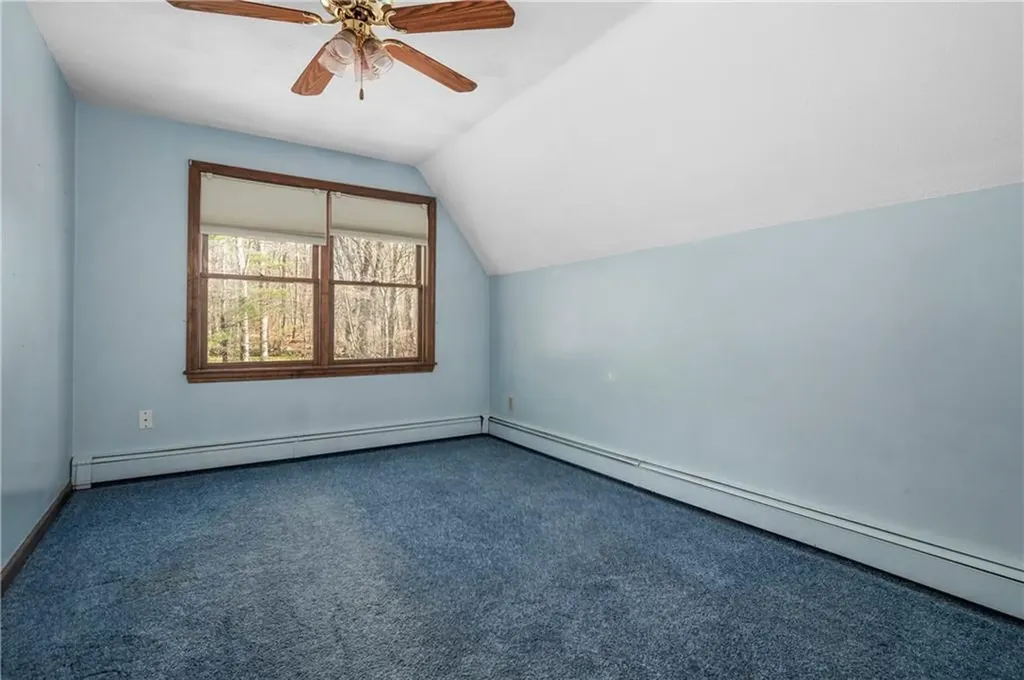 5 Lincoln Drive North Smithfield RI 02896