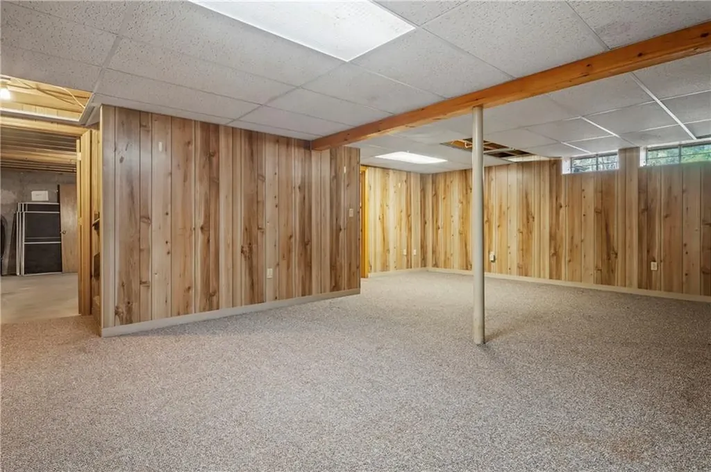 5 Lincoln Drive North Smithfield RI 02896