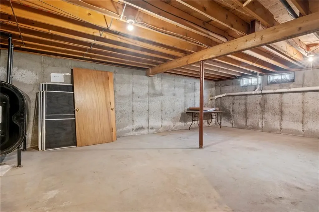 5 Lincoln Drive North Smithfield RI 02896