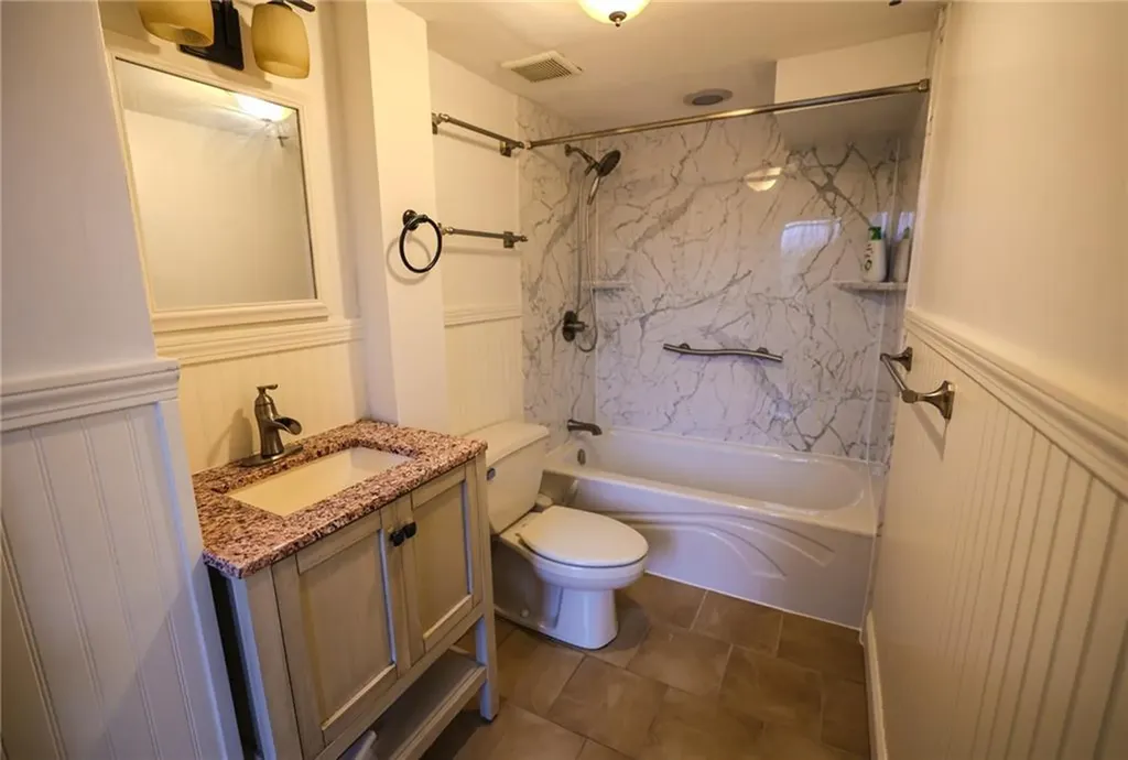 494 Woonasquatucket Avenue North Providence RI 02911