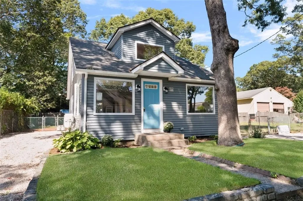 209 211 Wood Street Warwick RI 02889