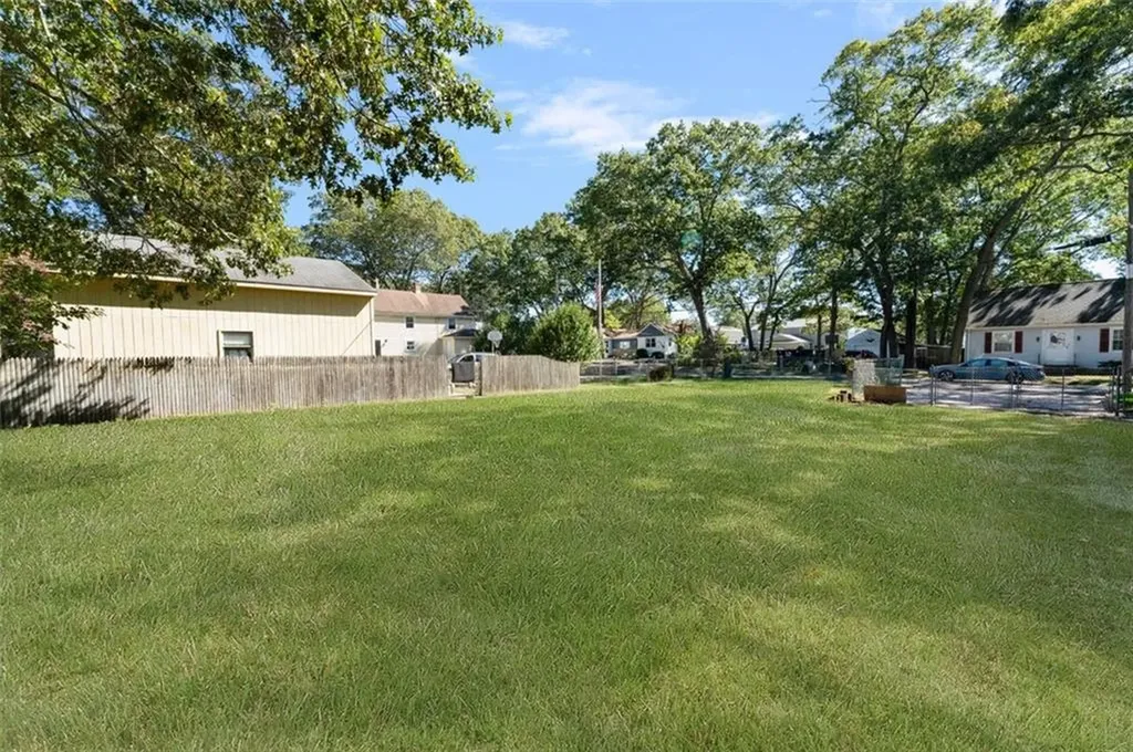 209 211 Wood Street Warwick RI 02889