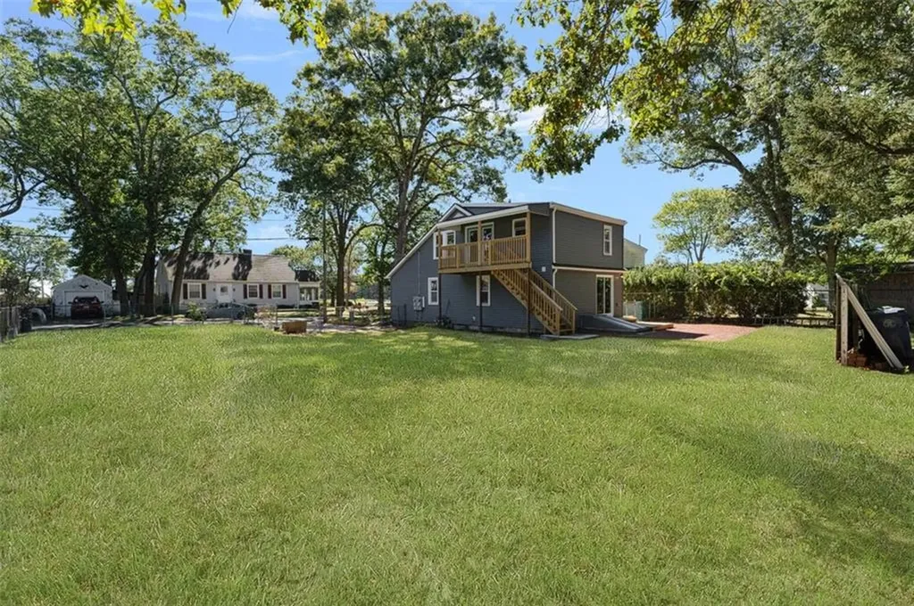 209 211 Wood Street Warwick RI 02889