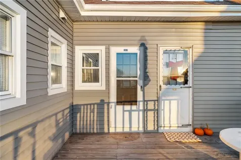 54 Hillside Avenue Tiverton RI 02878