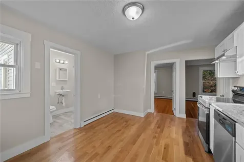 54 Hillside Avenue Tiverton RI 02878