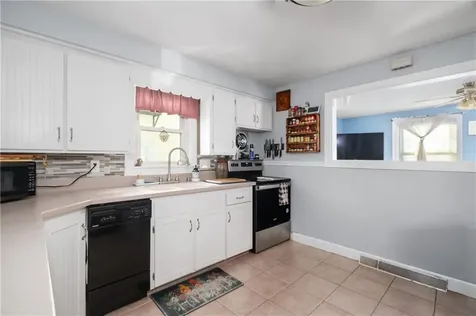 40 Rosemere Road Pawtucket RI 02861