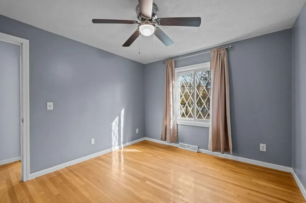 400 Cole Farm Road Warwick RI 02889