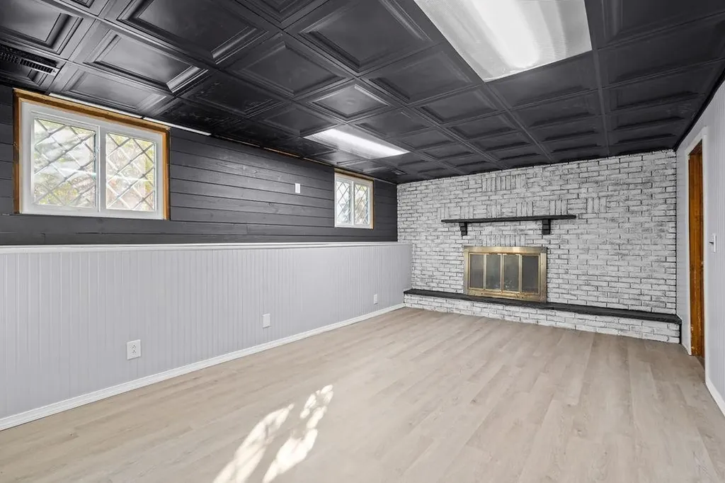 400 Cole Farm Road Warwick RI 02889