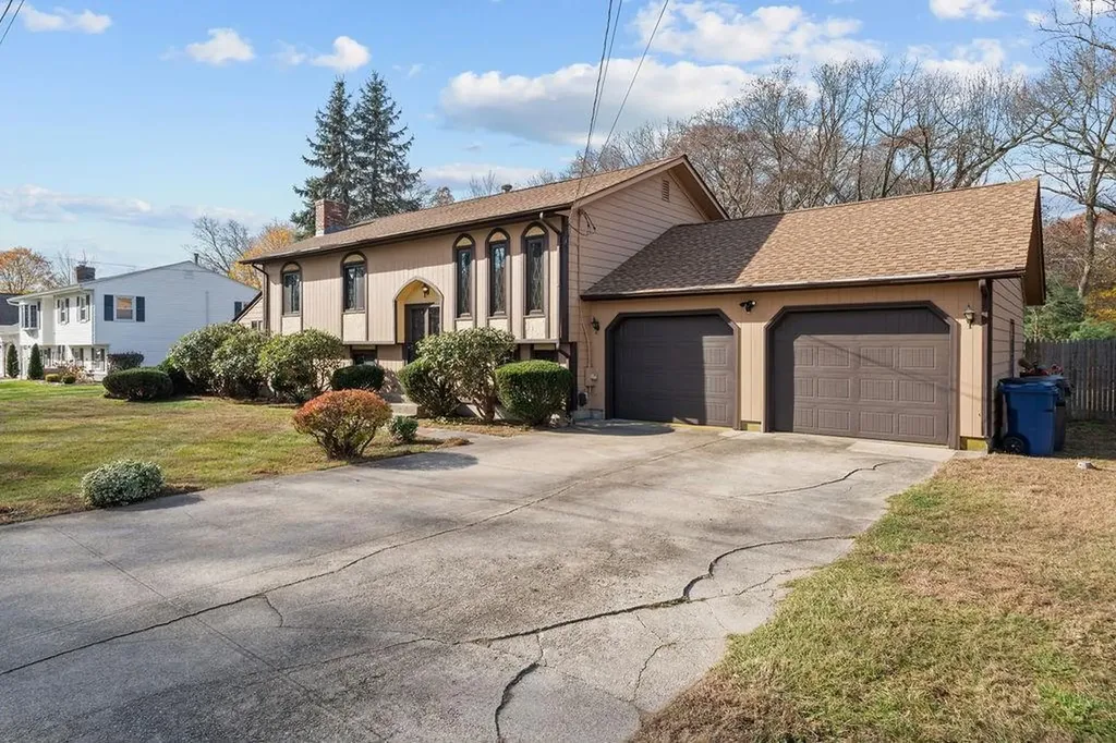 400 Cole Farm Road Warwick RI 02889