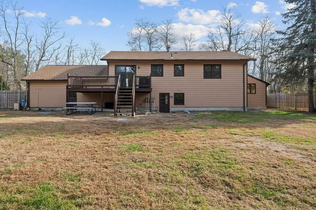 400 Cole Farm Road Warwick RI 02889