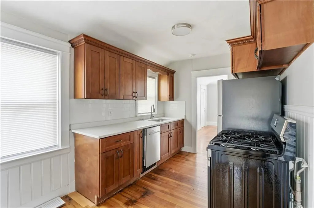 83 Ottawa Avenue Warwick RI 02889