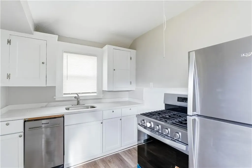 83 Ottawa Avenue Warwick RI 02889