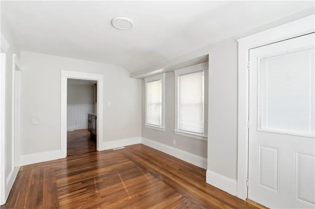 83 Ottawa Avenue Warwick RI 02889