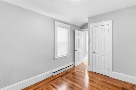 83 Ottawa Avenue Warwick RI 02889