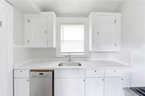 83 Ottawa Avenue Warwick RI 02889