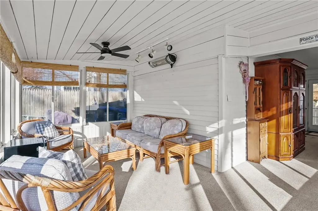 20 Maryland Drive West Warwick RI 02893