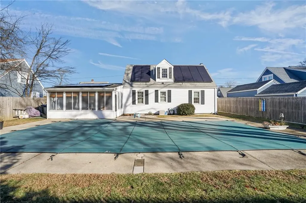 20 Maryland Drive West Warwick RI 02893