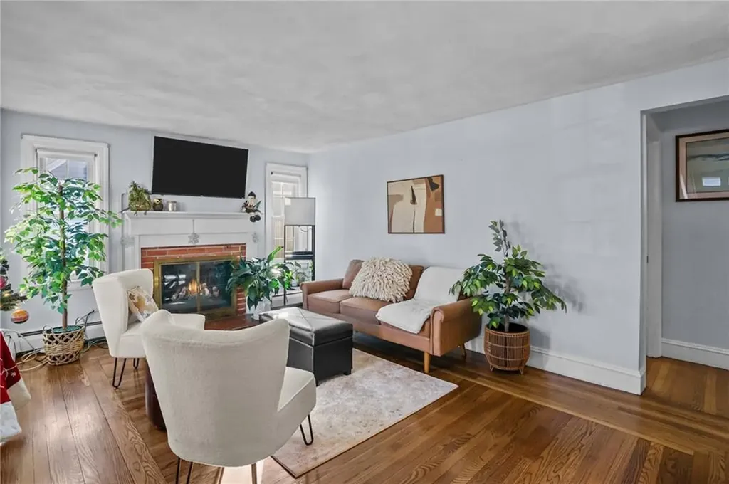 20 Maryland Drive West Warwick RI 02893