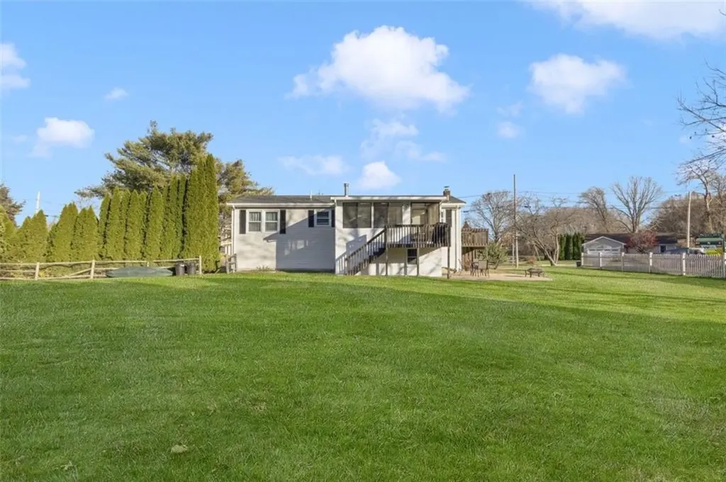 95 Amy Drive Cranston RI 02921