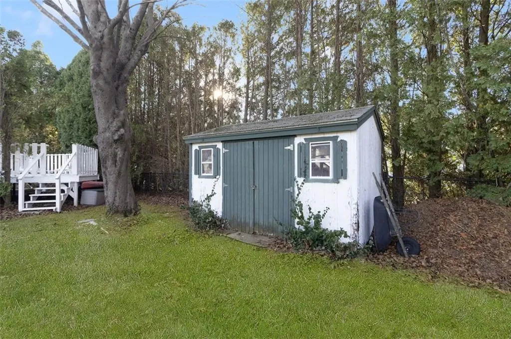 95 Amy Drive Cranston RI 02921