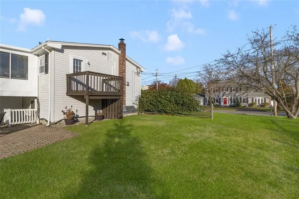 95 Amy Drive Cranston RI 02921