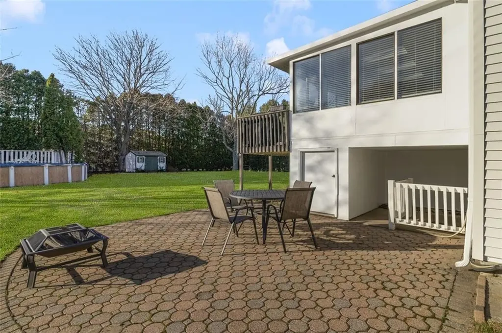 95 Amy Drive Cranston RI 02921